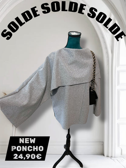 Cape avec écharpe